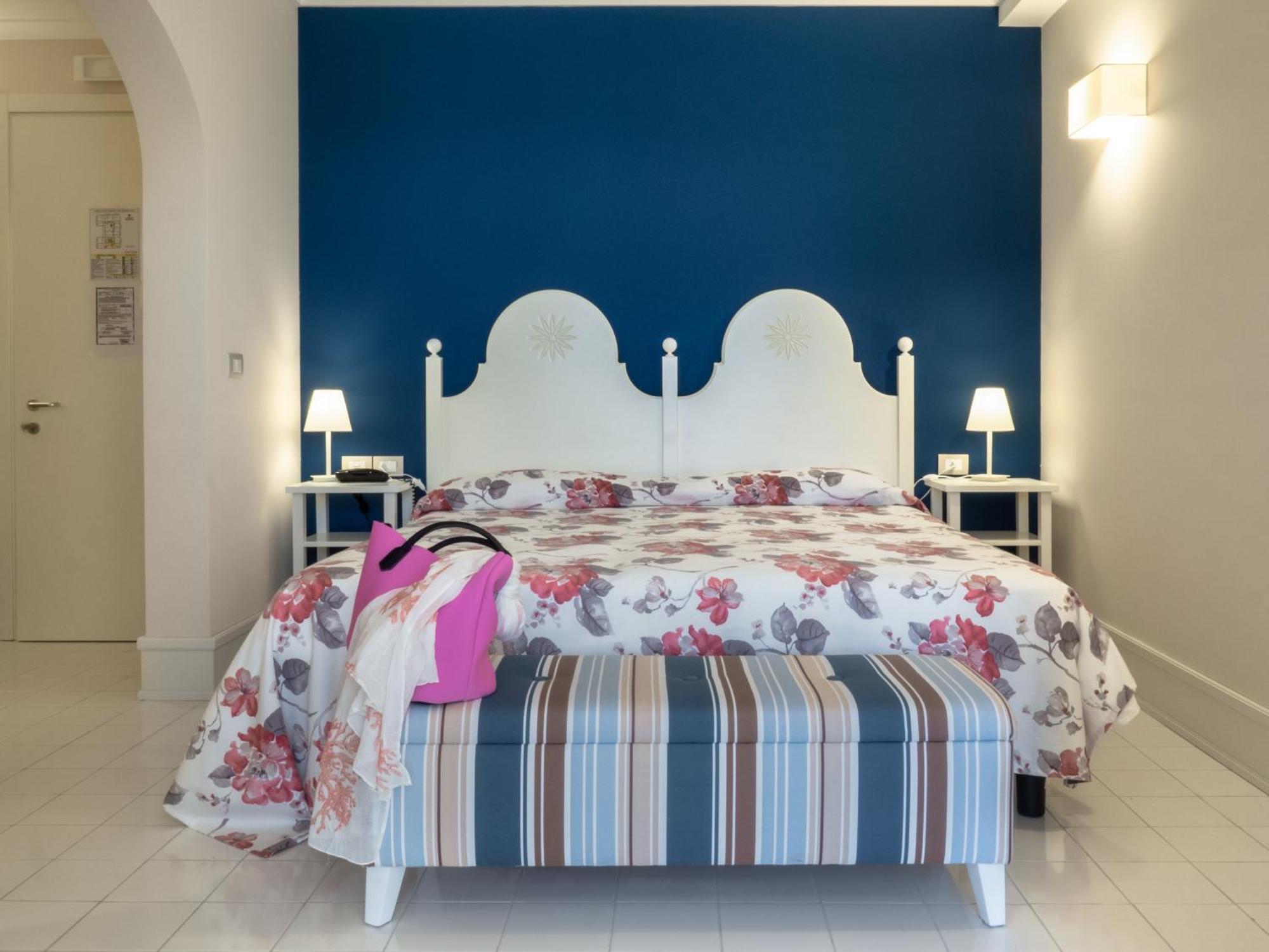 Hotel Danieli Pozzallo Rum bild